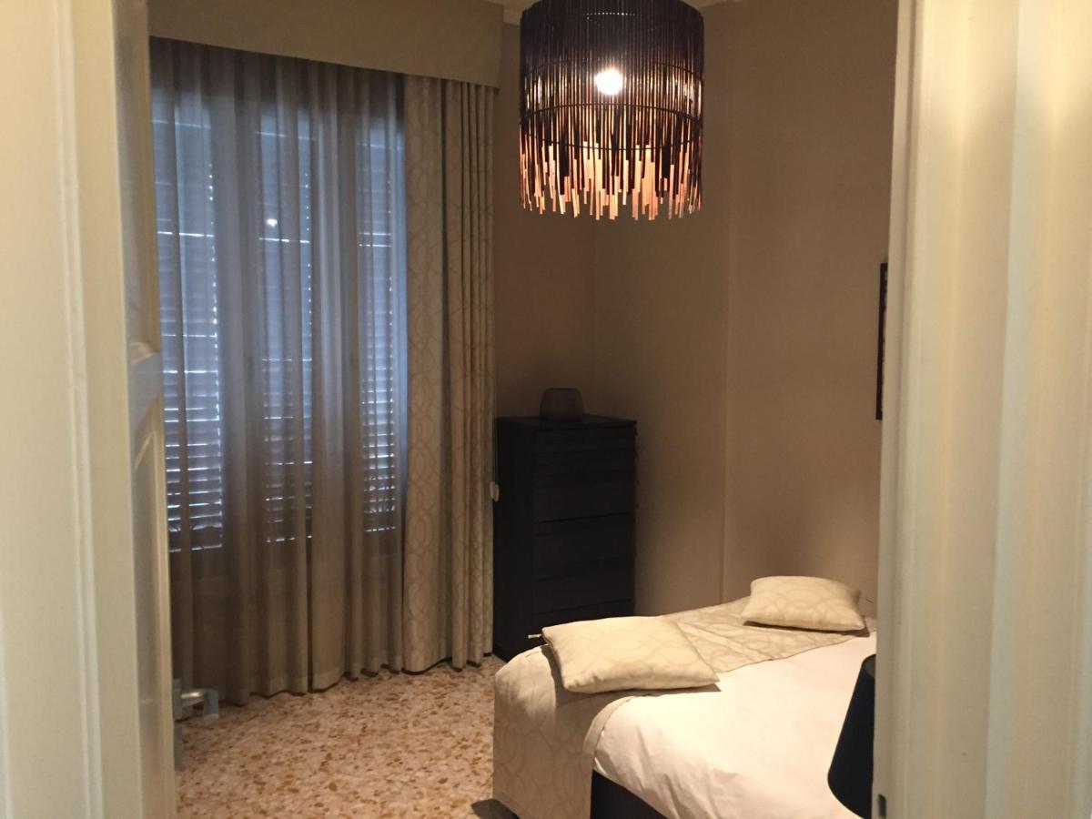 Due Cani Apartment Палермо Екстер'єр фото