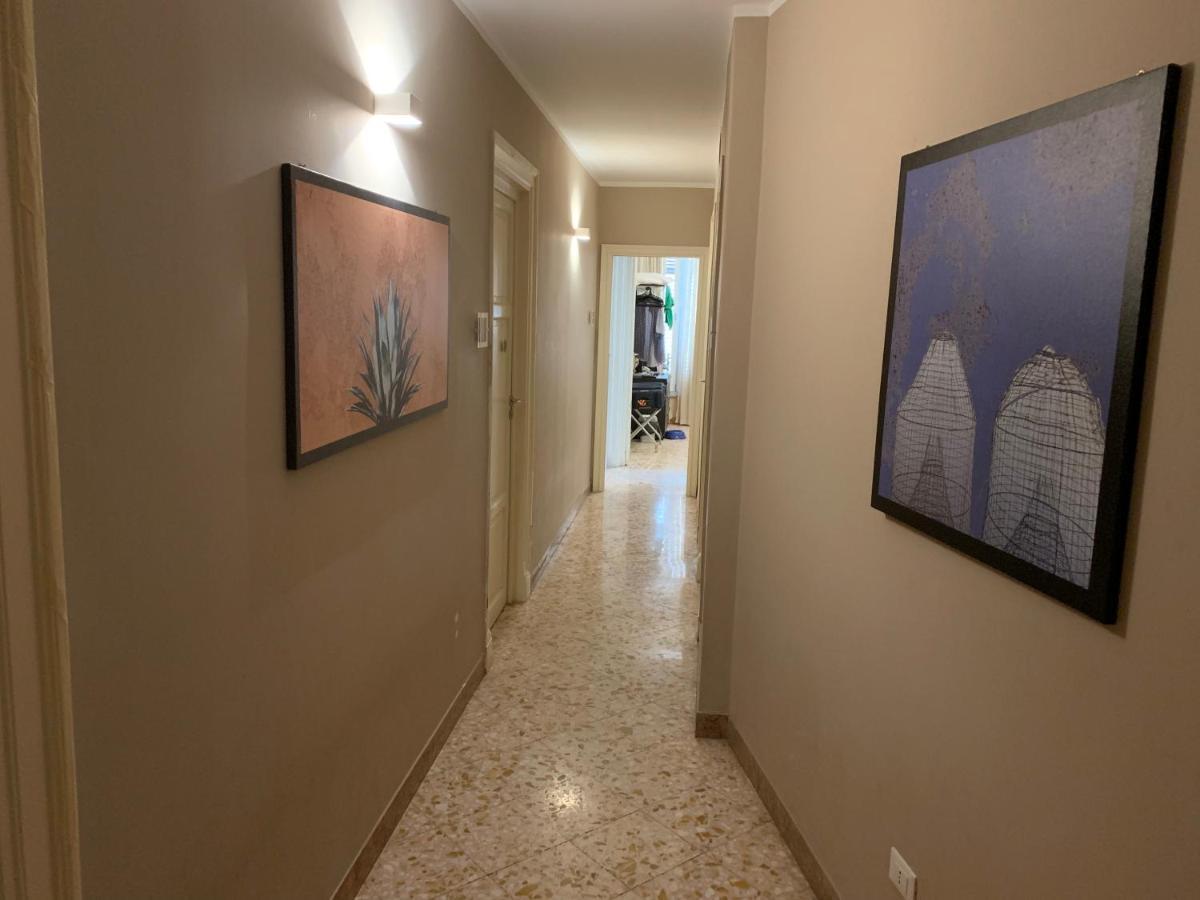 Due Cani Apartment Палермо Екстер'єр фото