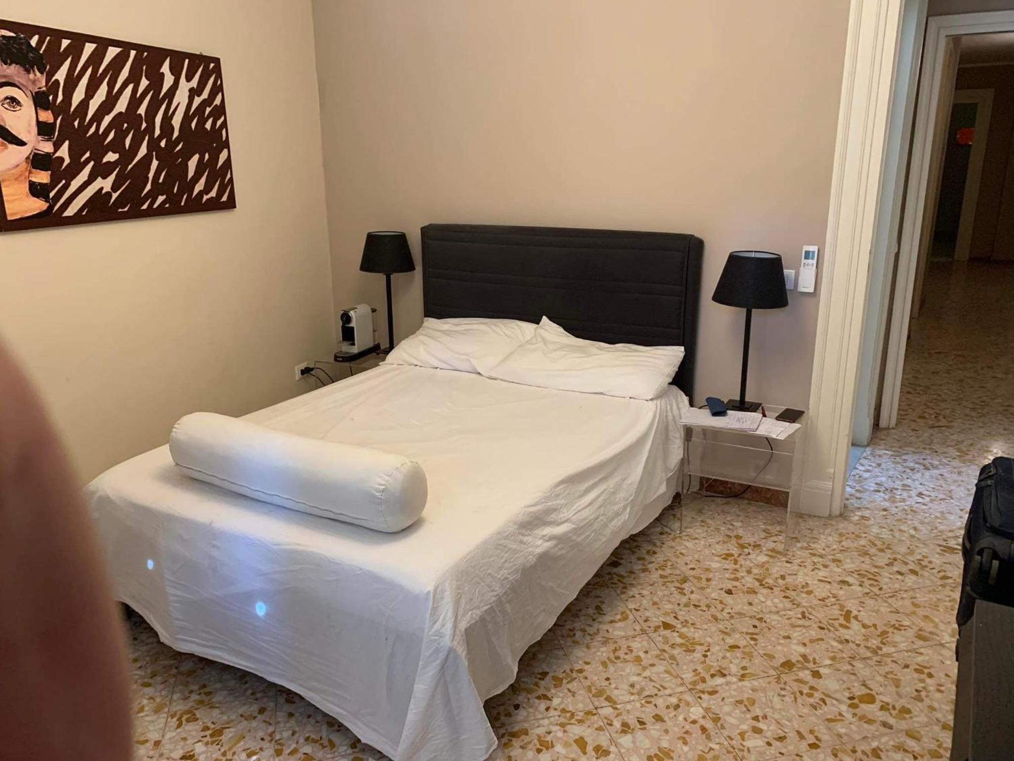 Due Cani Apartment Палермо Екстер'єр фото